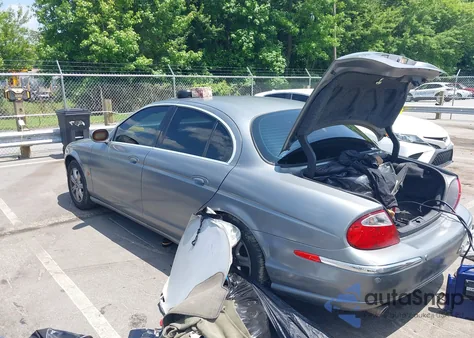 2003 Jaguar S-Type 3.0L V6 из США, поврежденный, VIN SAJEA01T03FM71452